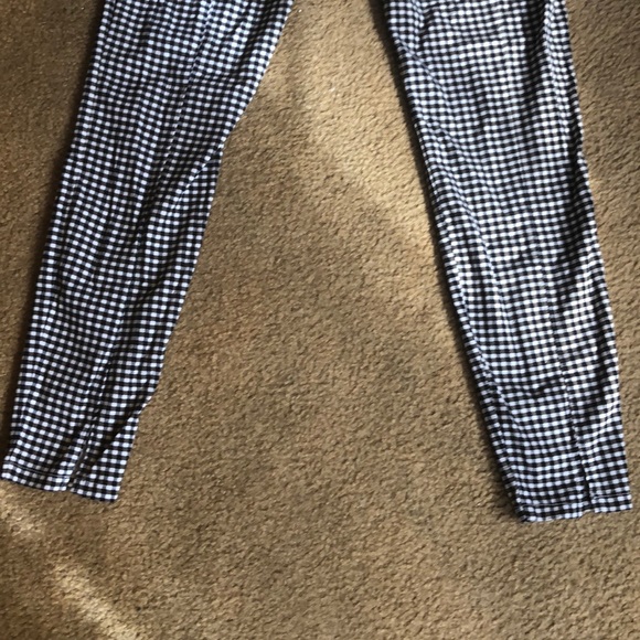 Forever 21 Gingham Pants - Picture 4 of 4